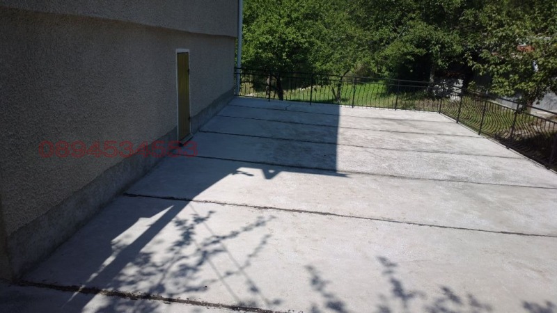 Продава КЪЩА, с. Лялинци, област Перник, снимка 12 - Къщи - 52785158