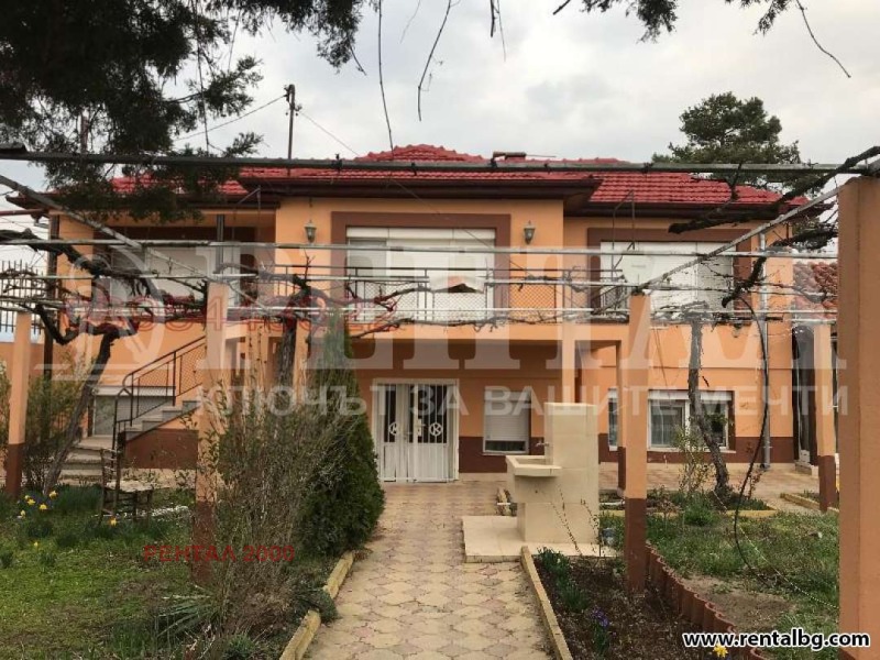 Продава  Къща, област Пловдив, с. Церетелево •  300 000 EUR • ID 32658844 — holmes.bg - [1] 