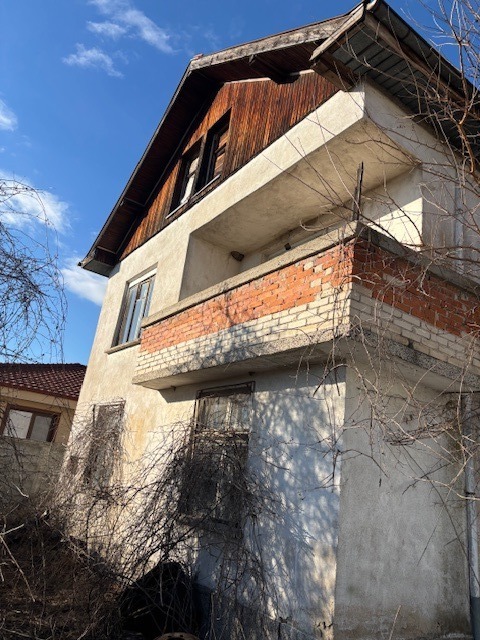 Продава КЪЩА, с. Скутаре, област Пловдив