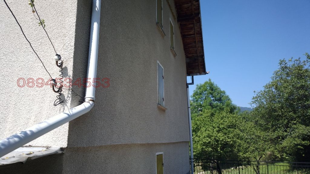 Продава КЪЩА, с. Лялинци, област Перник, снимка 13 - Къщи - 53692679