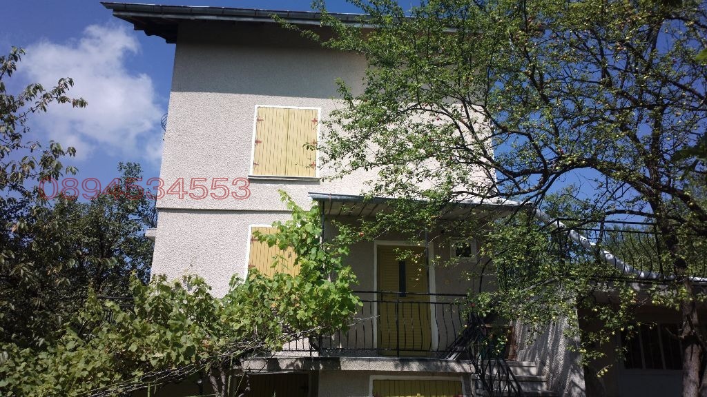 Продава КЪЩА, с. Лялинци, област Перник, снимка 2 - Къщи - 53692679