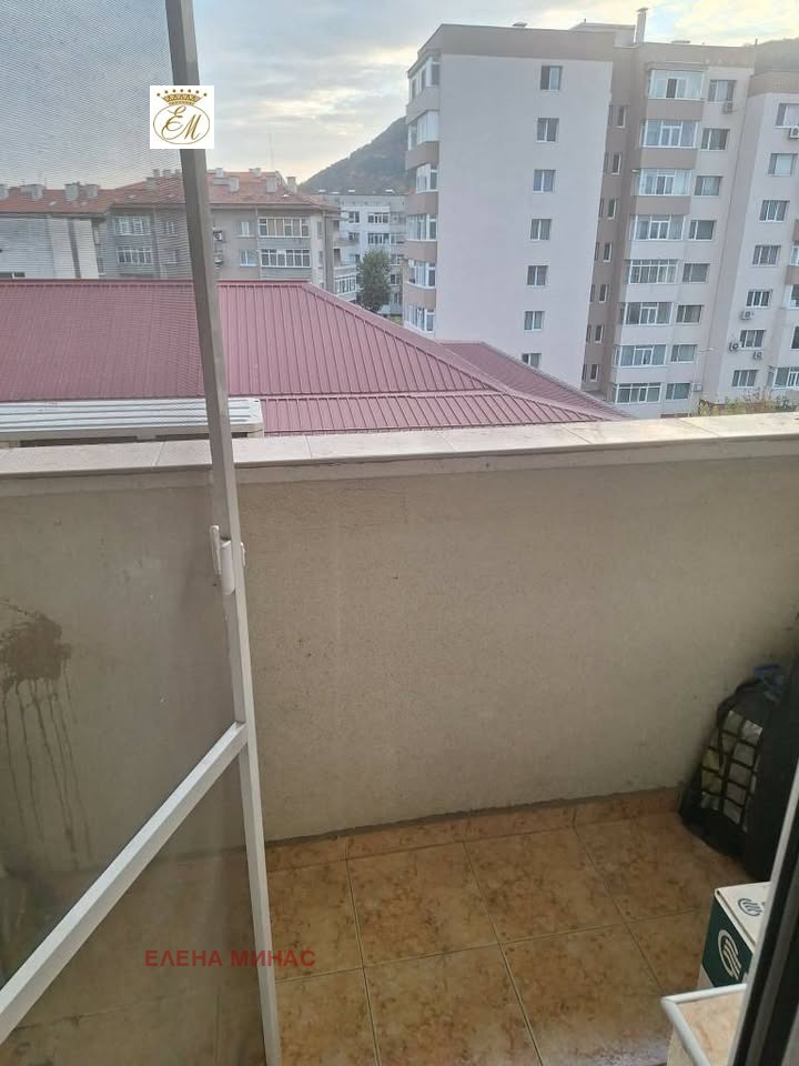 Продава 2-СТАЕН, гр. Шумен, Военно училище, снимка 10 - Апартаменти - 54040763