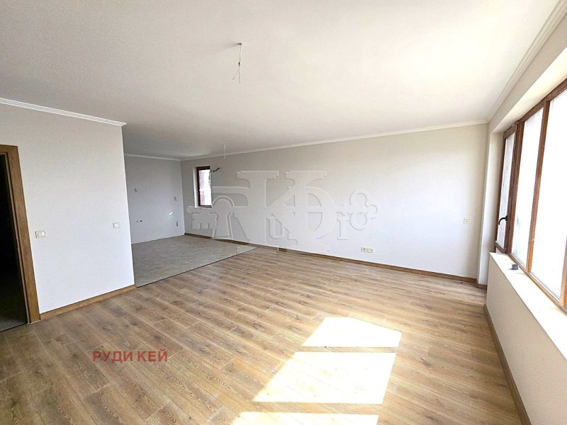 In vendita  2 camere da letto Varna , Vinitsa , 134 mq | 99366615