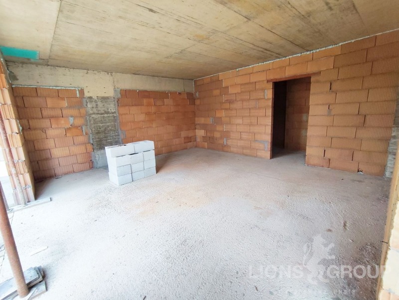 Продава  3-стаен, град Варна, Левски 1 •  175 621 EUR • ID 64885618 — holmes.bg - [1] 