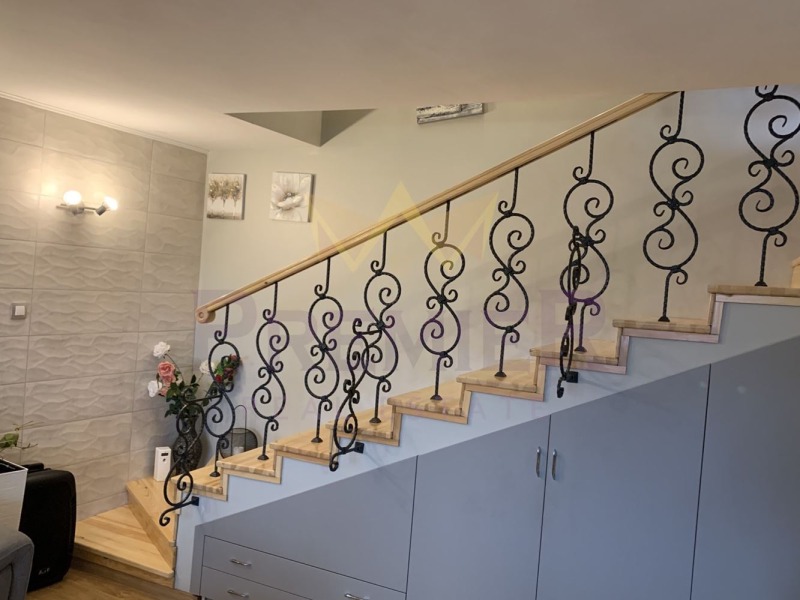 Продава КЪЩА, гр. Балчик, област Добрич, снимка 9 - Къщи - 52246198