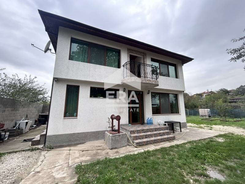 Продава КЪЩА, гр. Варна, м-т Перчемлията