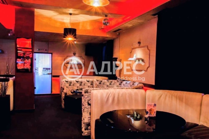 Продава ХОТЕЛ, гр. Елин Пелин, област София област, снимка 3 - Хотели - 52985490