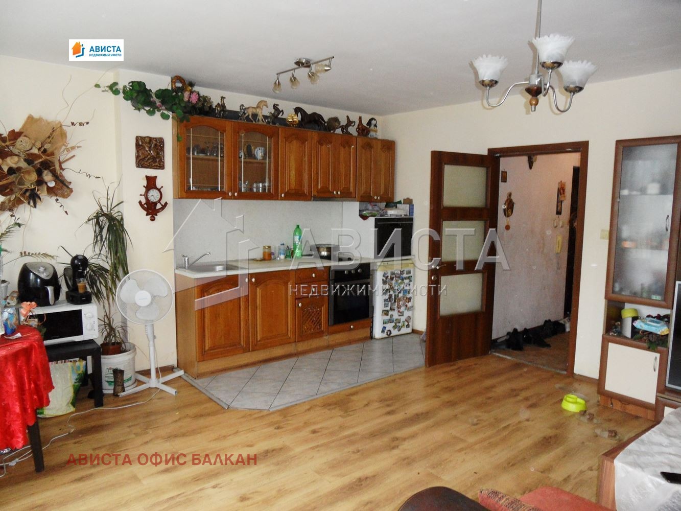 Продава 3-СТАЕН, гр. София, Борово, снимка 2 - Апартаменти - 38473154