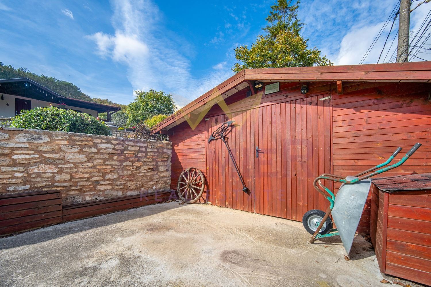 Продава КЪЩА, гр. Балчик, област Добрич, снимка 17 - Къщи - 54148720