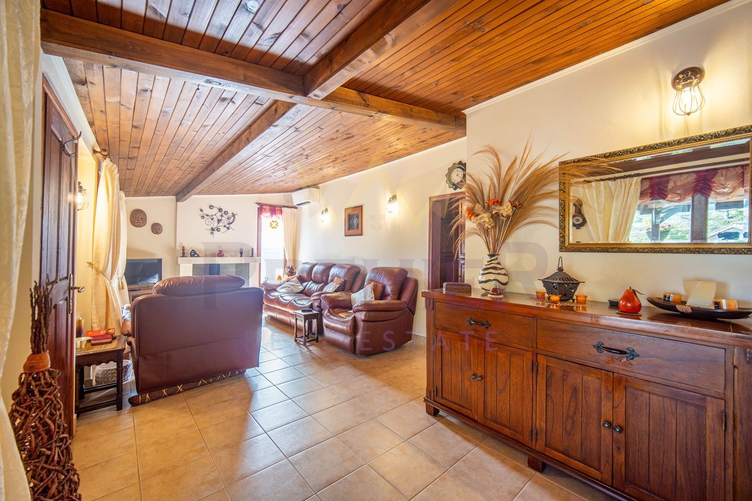 Продава КЪЩА, гр. Балчик, област Добрич, снимка 7 - Къщи - 54148720