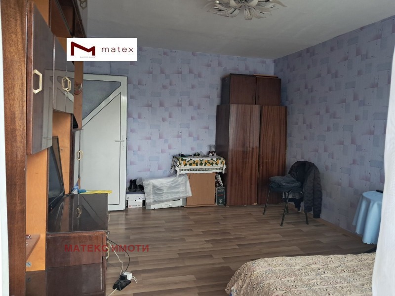 Myytävänä  Studio Varna , Vladislav Varnentšik 1 , 48 neliömetriä | 85012265 - kuva [5]