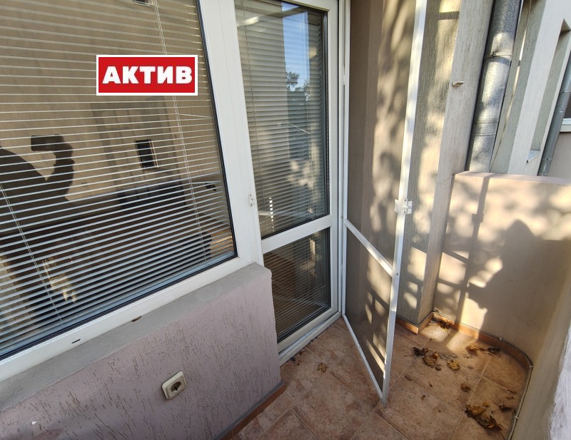 Продава 2-СТАЕН, гр. Търговище, Вароша, снимка 6 - Апартаменти - 52740894