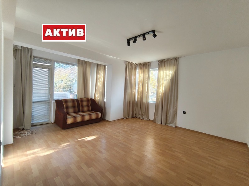 Продава 2-СТАЕН, гр. Търговище, Вароша, снимка 4 - Апартаменти - 52740894