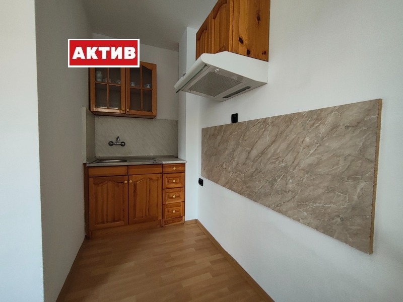 Продава 2-СТАЕН, гр. Търговище, Вароша