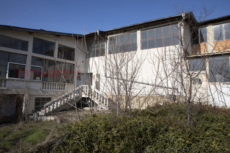 Продава КЪЩА, с. Орешак, област Варна, снимка 16 - Къщи - 53471827