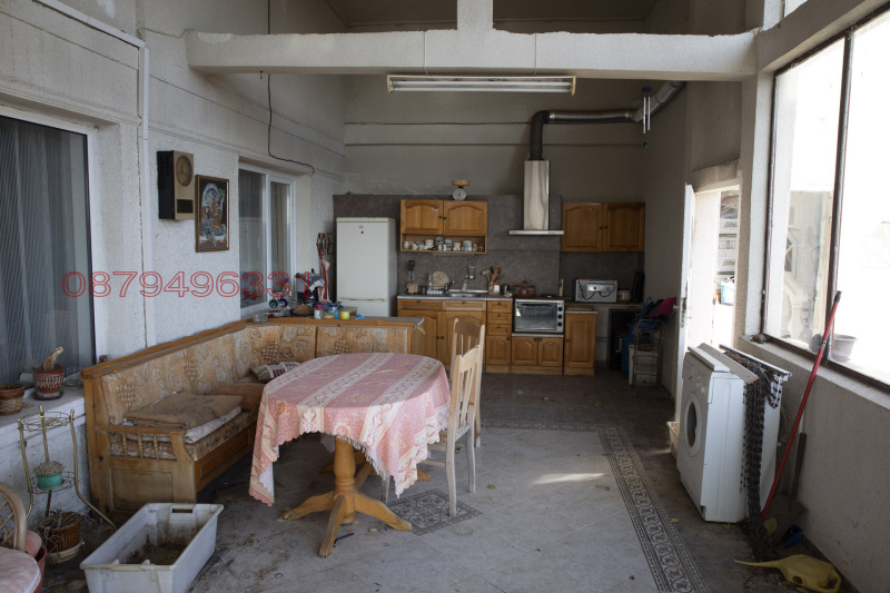 Продава КЪЩА, с. Орешак, област Варна, снимка 8 - Къщи - 53471827