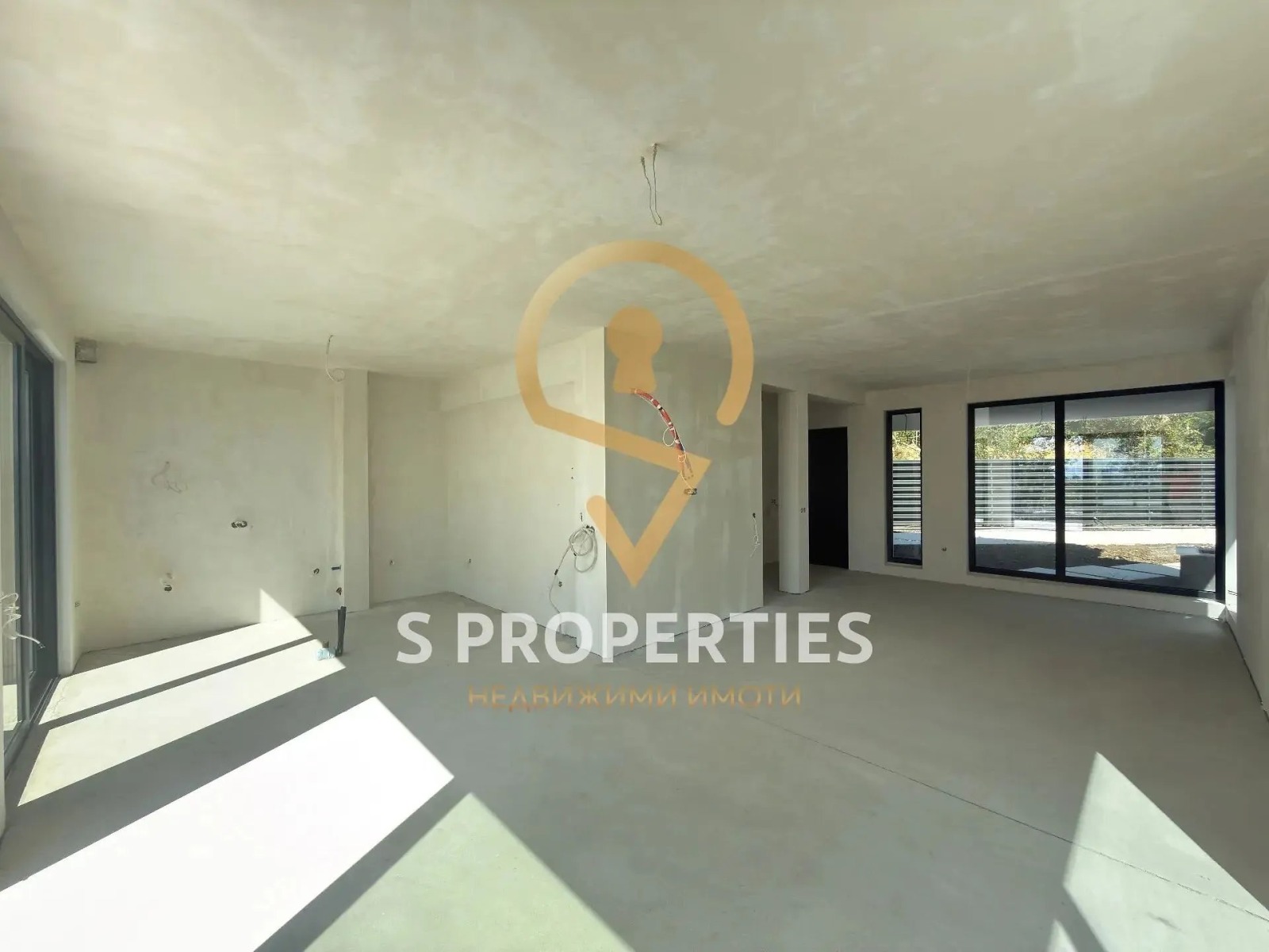 Продава КЪЩА, гр. Варна, м-т Пчелина, снимка 2 - Къщи - 55738427