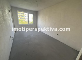 1 Schlafzimmer Kjutschuk Parisch, Plowdiw 4