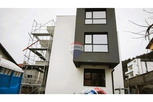 Продава 3-СТАЕН, гр. Варна, Виница, снимка 2 - Апартаменти - 52704834