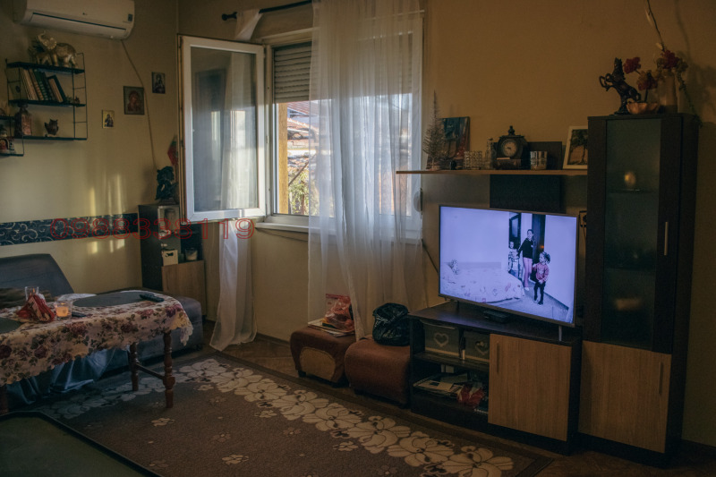 Продава КЪЩА, гр. Хасково, Промишлена зона - Юг, снимка 16 - Къщи - 52785425