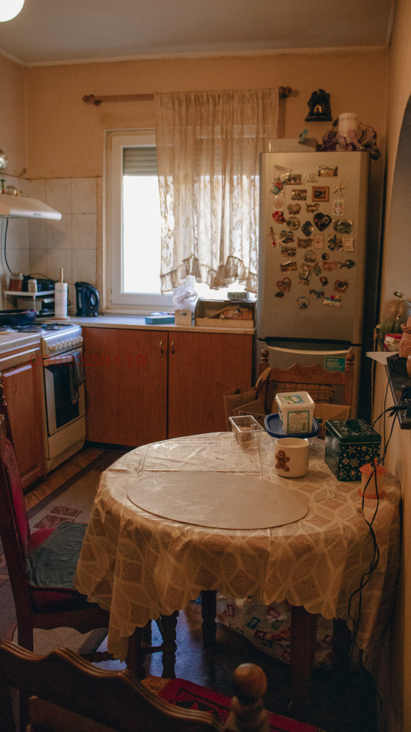 Продава КЪЩА, гр. Хасково, Промишлена зона - Юг, снимка 14 - Къщи - 52785425