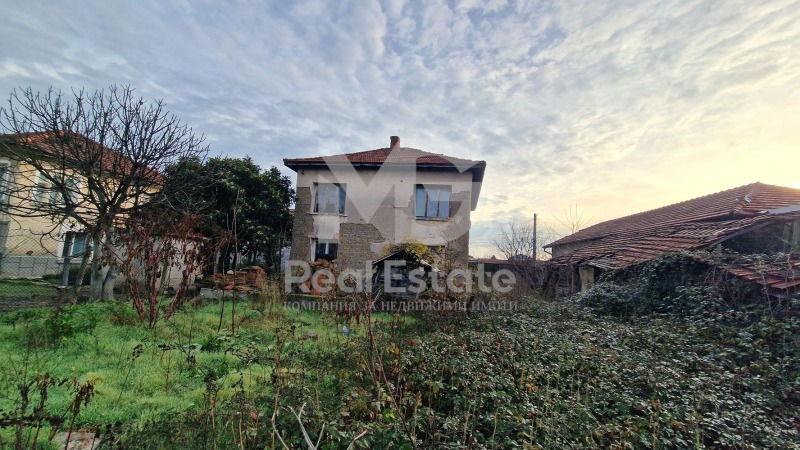 Продава КЪЩА, с. Труд, област Пловдив, снимка 3 - Къщи - 52718916