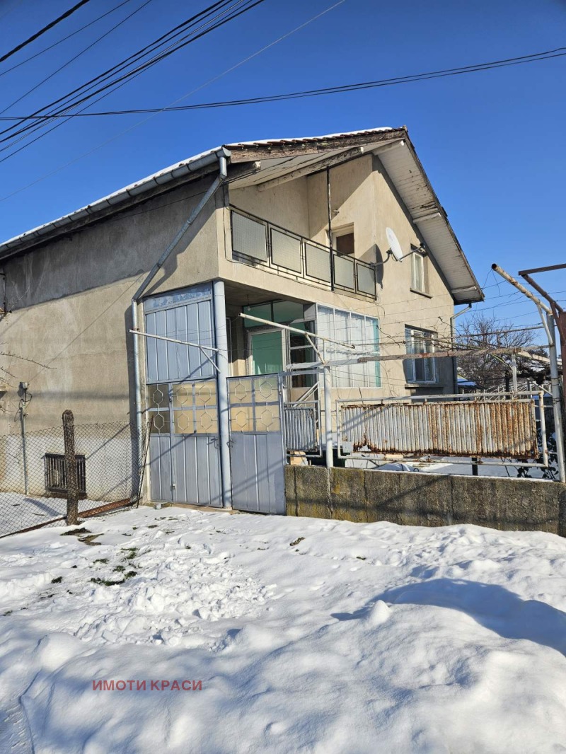 Продава КЪЩА, с. Сандрово, област Русе