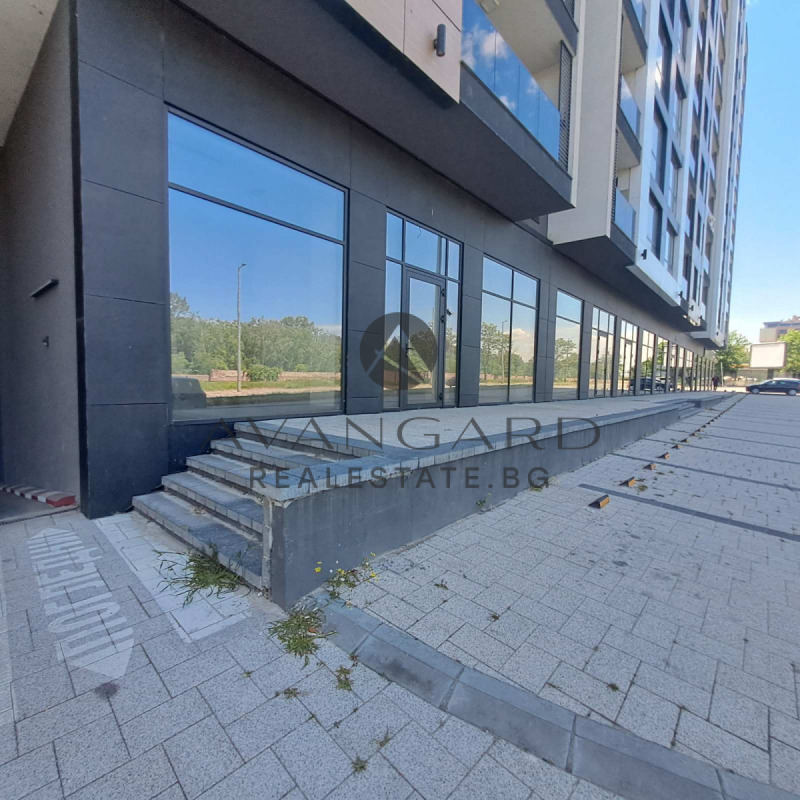 Myytävänä  Myymälä Plovdiv , Tsentar , 115 neliömetriä | 73637510 - kuva [2]