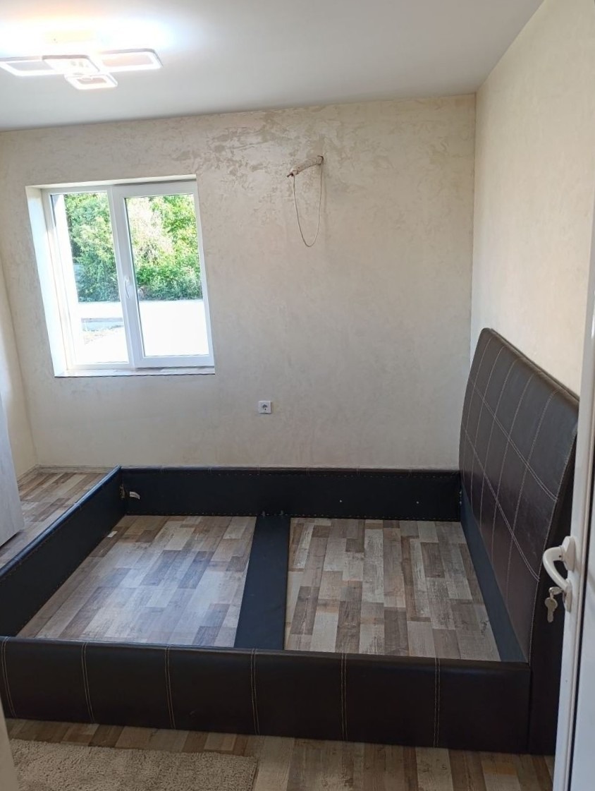 Продава КЪЩА, гр. София, с. Волуяк, снимка 3 - Къщи - 55033837