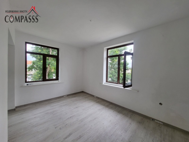 Продается  1 спальня Добрич , Свети Георги , 60 кв.м | 30783446
