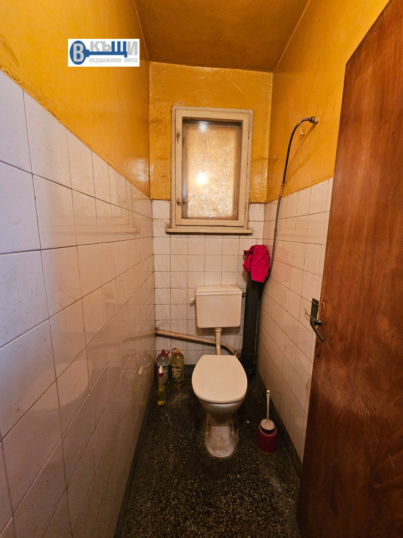 Продава 4-СТАЕН, гр. Велико Търново, Център, снимка 9 - Апартаменти - 53073520