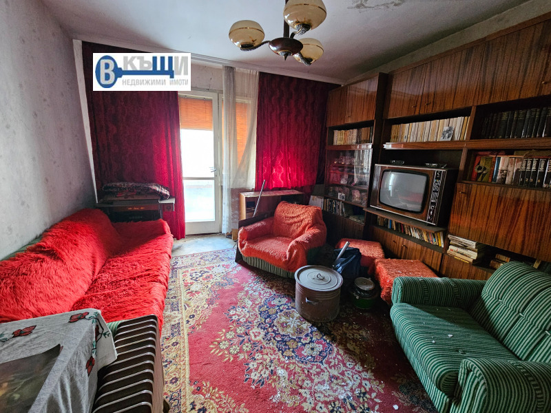 Продава 4-СТАЕН, гр. Велико Търново, Център, снимка 2 - Апартаменти - 53073520