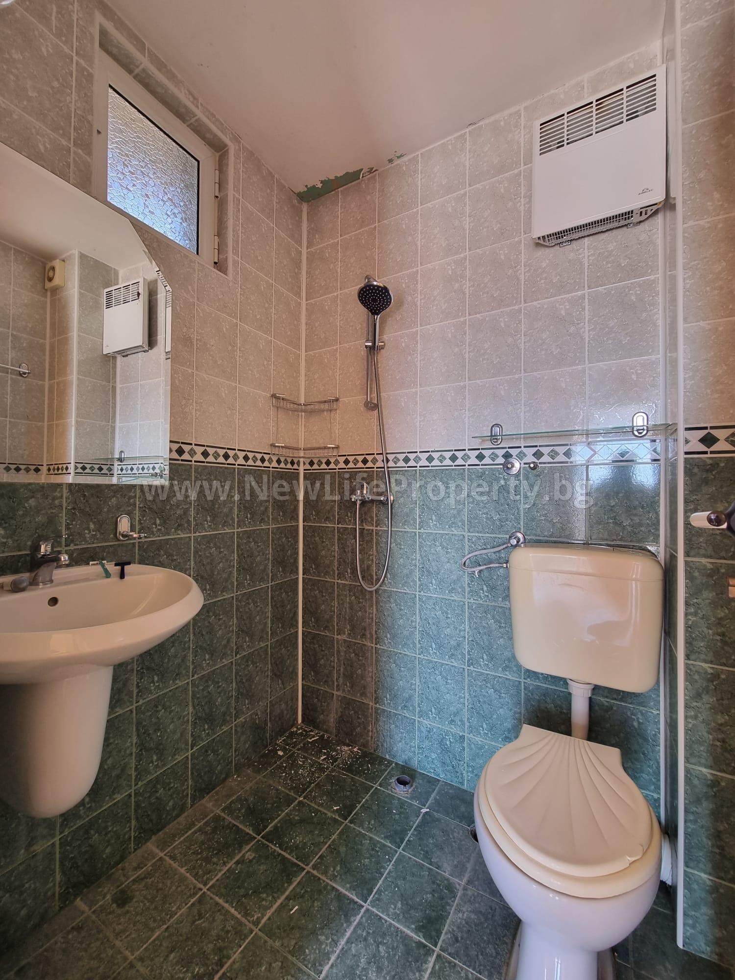 Продава КЪЩА, гр. Свети Влас, област Бургас, снимка 17 - Къщи - 54288459