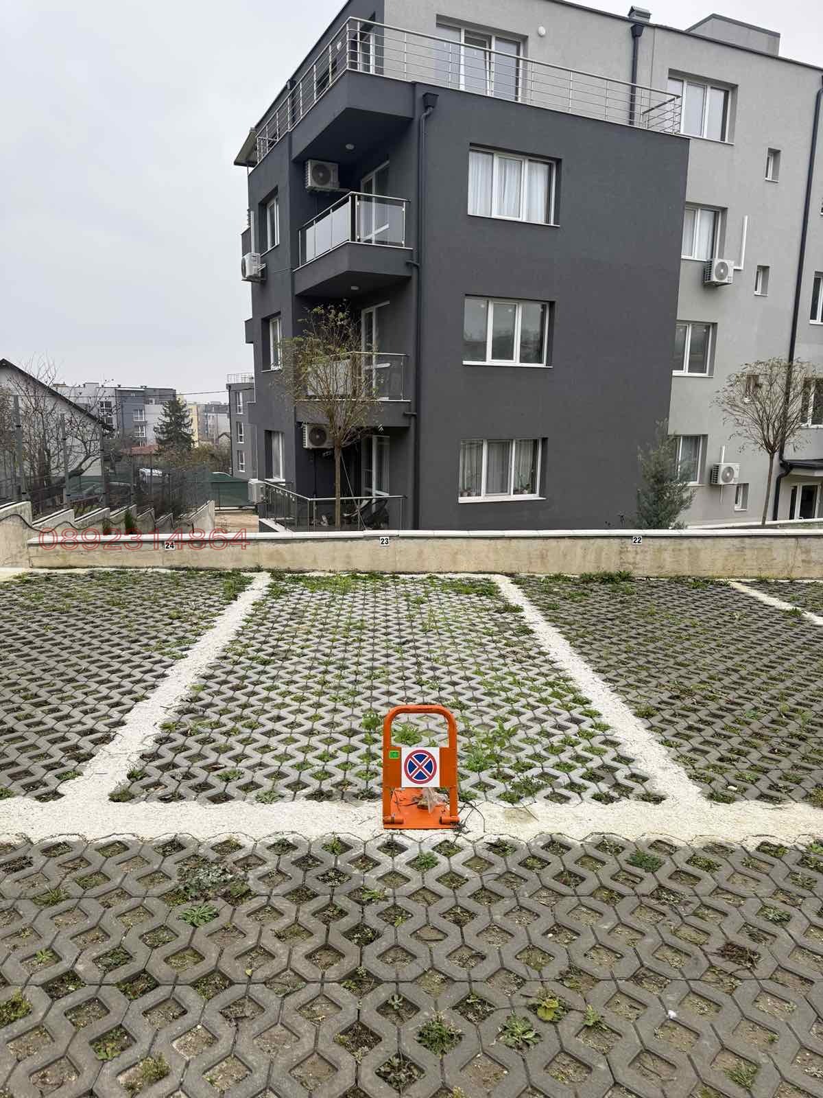 Продава ГАРАЖ, ПАРКОМЯСТО, гр. Варна, м-т Пчелина