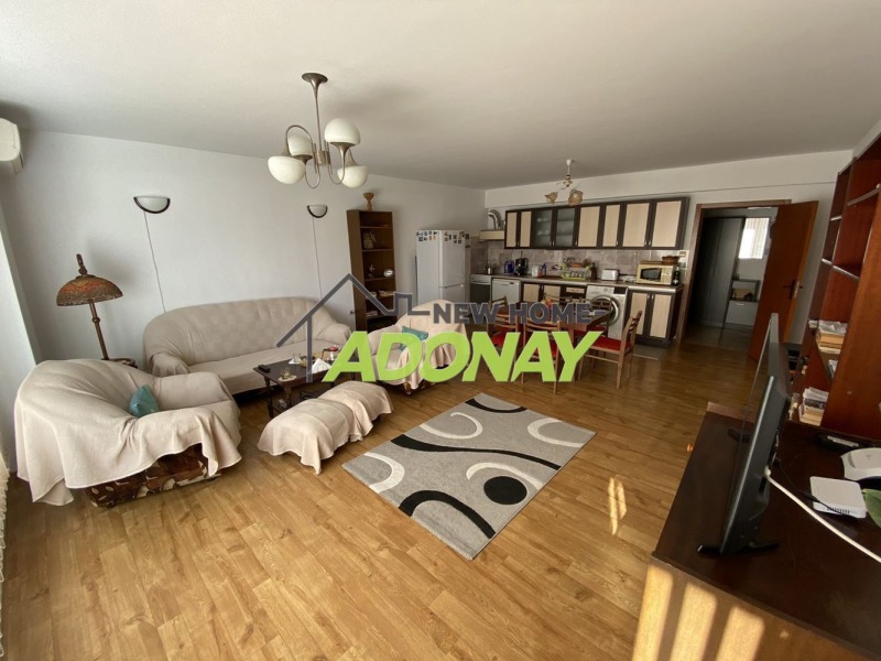 Te koop  2 slaapkamers Plovdiv , Kjutsjuk Parizj , 110 m² | 56470916