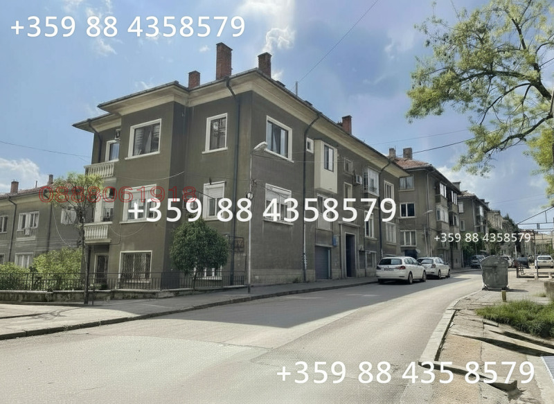 Продава 3-СТАЕН, гр. Велико Търново, Център, снимка 2 - Апартаменти - 52781848