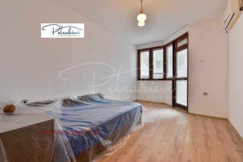 Продава 3-СТАЕН, гр. Бургас, Възраждане, снимка 9 - Апартаменти - 52523835