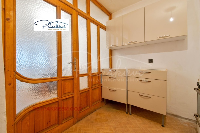 Продава 3-СТАЕН, гр. Бургас, Възраждане, снимка 5 - Апартаменти - 52523835