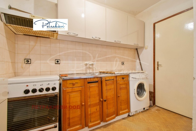 Продава 3-СТАЕН, гр. Бургас, Възраждане, снимка 4 - Апартаменти - 52523835