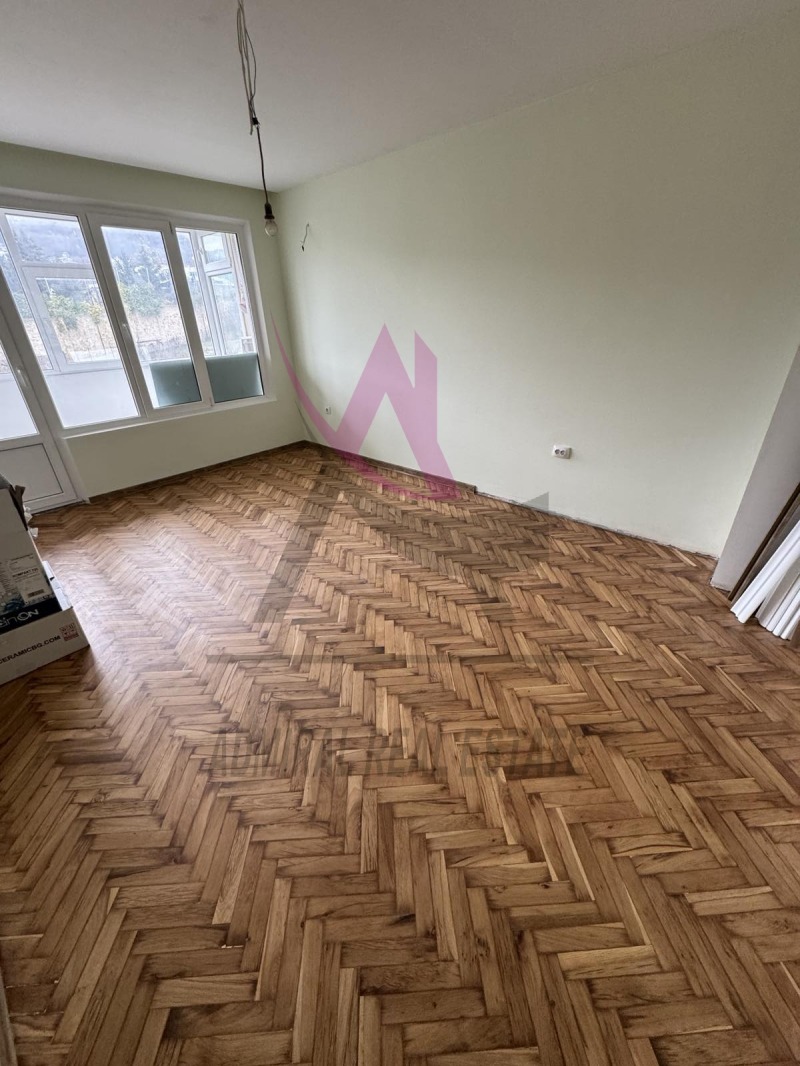 Te koop  3 slaapkamers Varna , Levski 1 , 96 m² | 11815474