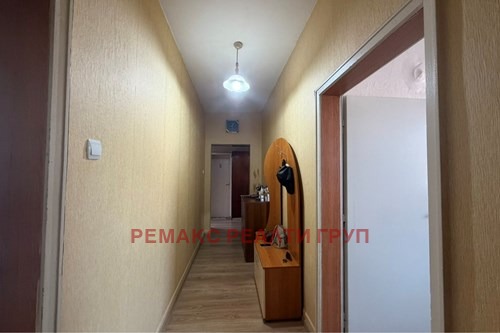 Продава МНОГОСТАЕН, гр. Търговище, Център, снимка 7 - Апартаменти - 55299609