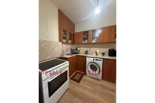 Продава МНОГОСТАЕН, гр. Търговище, Център, снимка 3 - Апартаменти - 55299609
