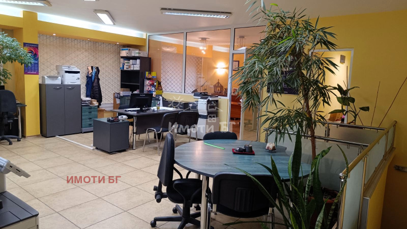 Продава МАГАЗИН, гр. София, Медицинска академия