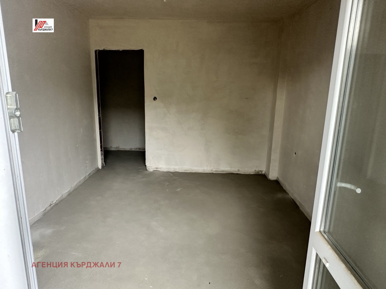 Продава 3-СТАЕН, гр. Кърджали, Център, снимка 6 - Апартаменти - 54075643