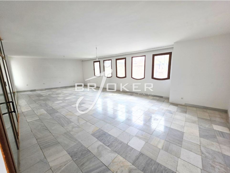 Продава ОФИС, гр. Пловдив, Старият град, снимка 4 - Офиси - 54448669