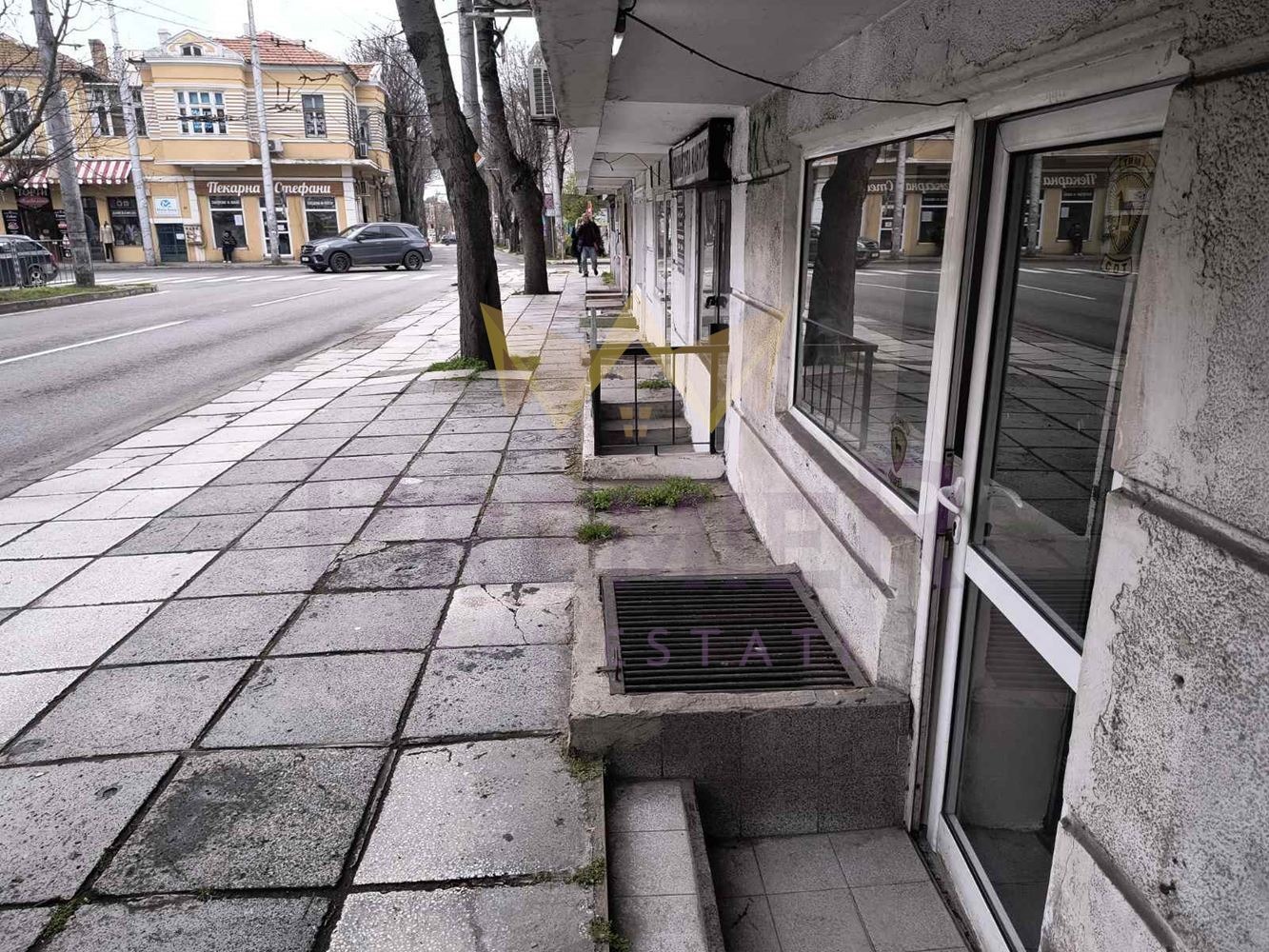 Продава МАГАЗИН, гр. Варна, Център, снимка 4 - Магазини - 54625181