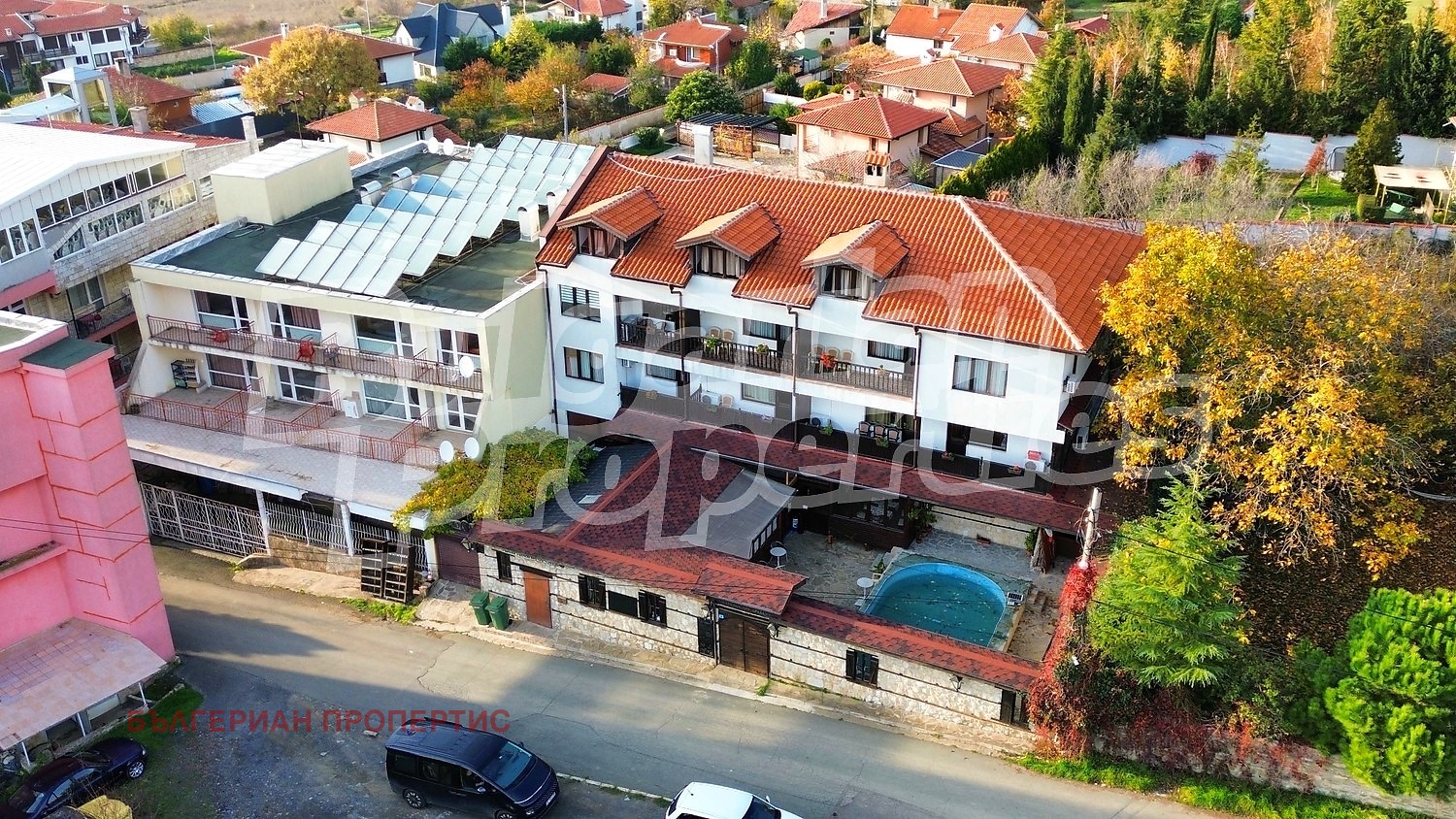 Продава ХОТЕЛ, с. Кошарица, област Бургас