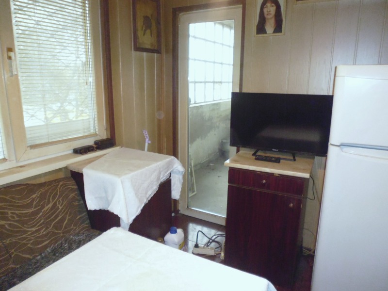 Продава МНОГОСТАЕН в град София, Модерно предградие - 135 кв.м / 180 000 € » 352 049.40 лв., 3-МО ОФИС АМАЛТЕЯ