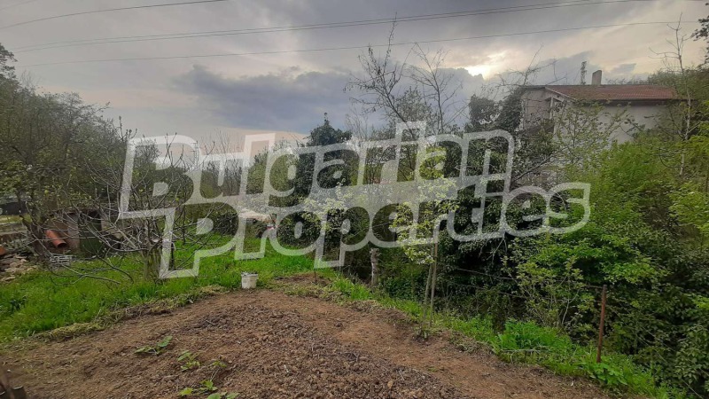 Продава ПАРЦЕЛ в град Варна, м-т Сълзица - 867 кв.м / 73 000 € » 142 775.59 лв., БЪЛГЕРИАН ПРОПЕРТИС ВАРНА