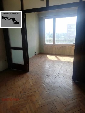 1 chambre Okrajna bolnitsa, Pazardjik 1